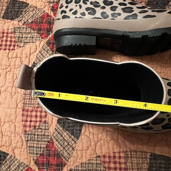 New- Corkys Hey Girl Leopard Yikes Boots Size 7 - Picture 7 of 13